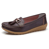 2018 Apartamentos de Couro Mulheres Sapatos Flats Mulher Vaca Deslizamento Em Sapatas das Mulheres Decoração Big Size 35-44