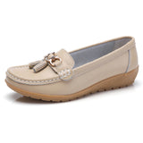 2018 Apartamentos de Couro Mulheres Sapatos Flats Mulher Vaca Deslizamento Em Sapatas das Mulheres Decoração Big Size 35-44