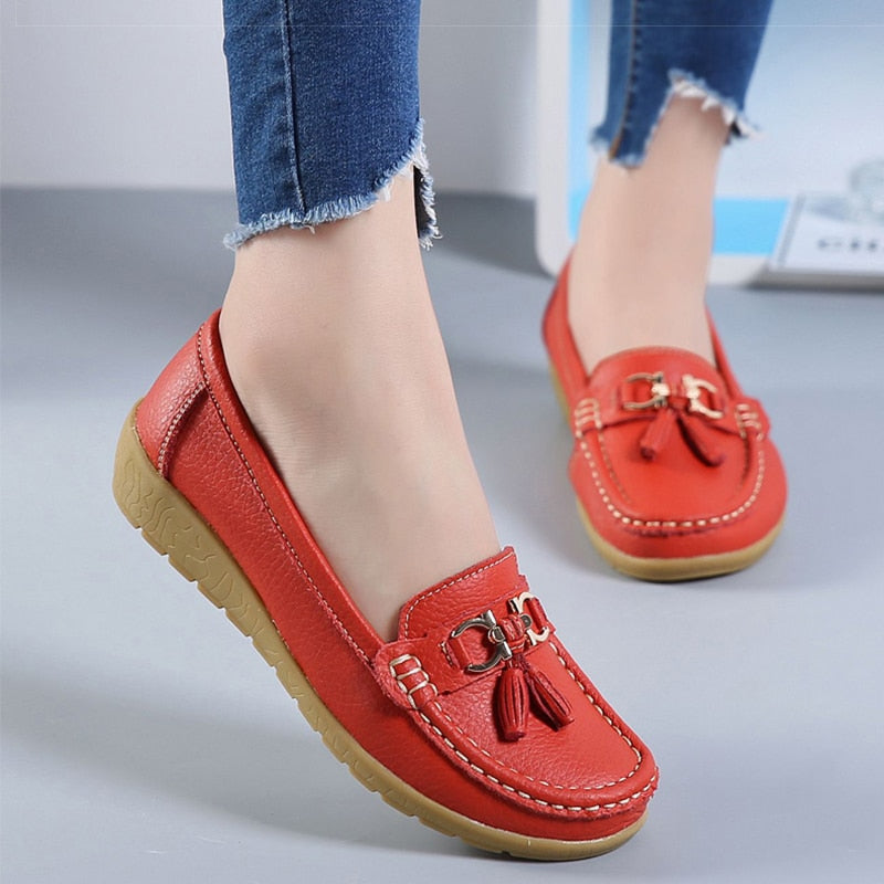 2018 Apartamentos de Couro Mulheres Sapatos Flats Mulher Vaca Deslizamento Em Sapatas das Mulheres Decoração Big Size 35-44