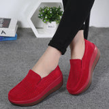 2019 Mulheres Primavera Sapatos Baixos Loafers Sapatas Das Senhoras da Camurça Plataforma Oco Sapatos de Couro Deslizar Sobre Mocassins Trepadeiras Apartamentos de Fundo