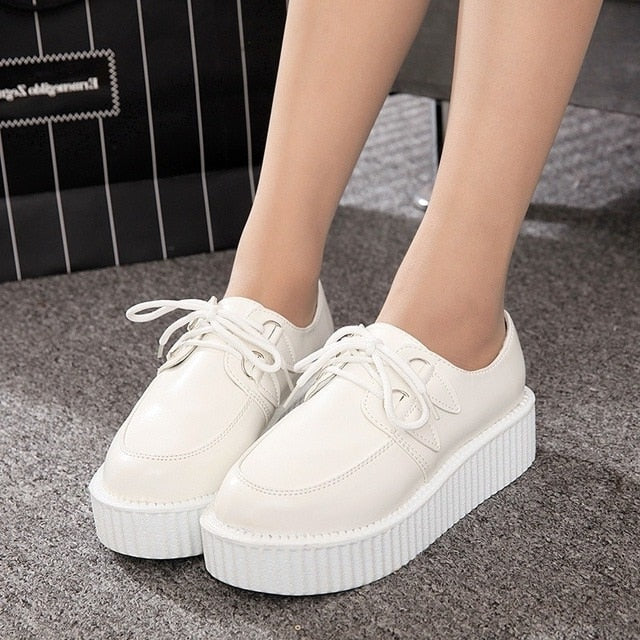 Trepadeiras Mulheres Sapatos Femininos Sapatos de Plataforma Plana Sapatos Moda Lace-Up Casual Sapatos de Camurça Preta Trepadeiras Sapatos Mulheres 10 Cores 35-41